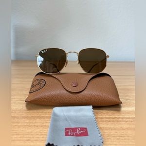 RayBan Polarized Hexagonal Flat Lenses in Polished Gold - like new!!!